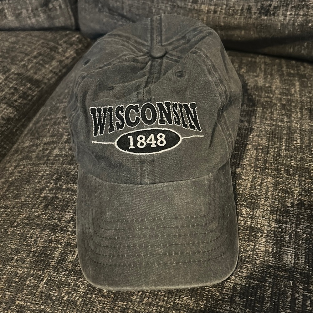 Vintage Wisconsin hat